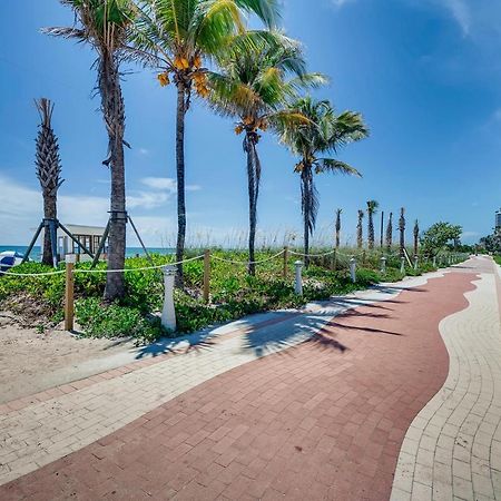 Castle Beach Studios By Vacation Media Маями Бийч Екстериор снимка